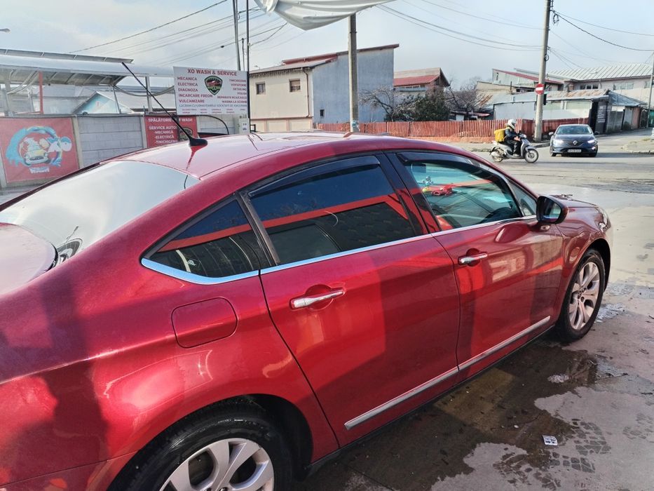 Vând Citroen C5 x7 1.6. 115cp 2011