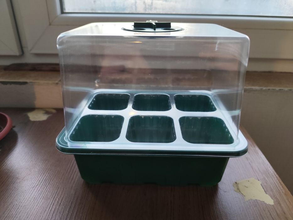 Висока мини оранжерия с LED светлини, фитолампа за бърз растеж 12 гнез