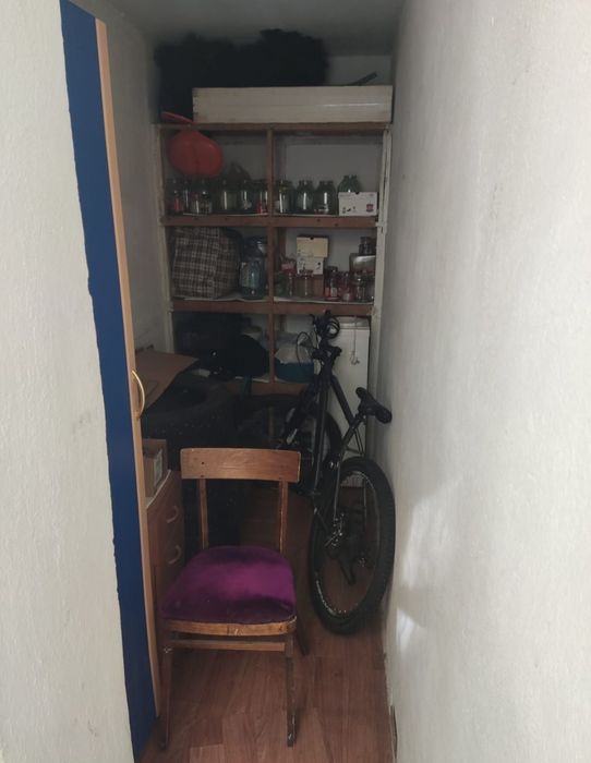 Продам 2 к новой планировки р-н Азии 1/6