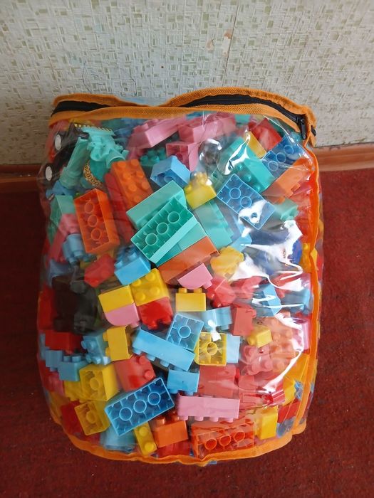 Lego 870 talik yangi