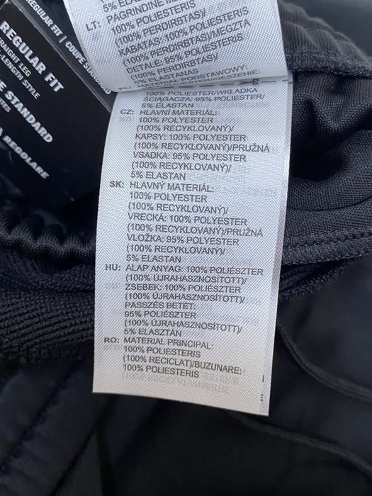 Pantaloni de trening bărbați Adidas nou, M