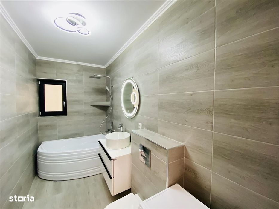 Apartament decomandat cu grădină de 38 mp și terasă – Doamna Stanca
