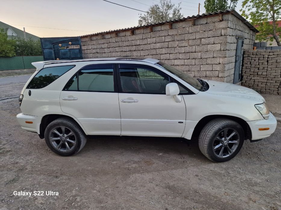 Продается Lexus Rx300