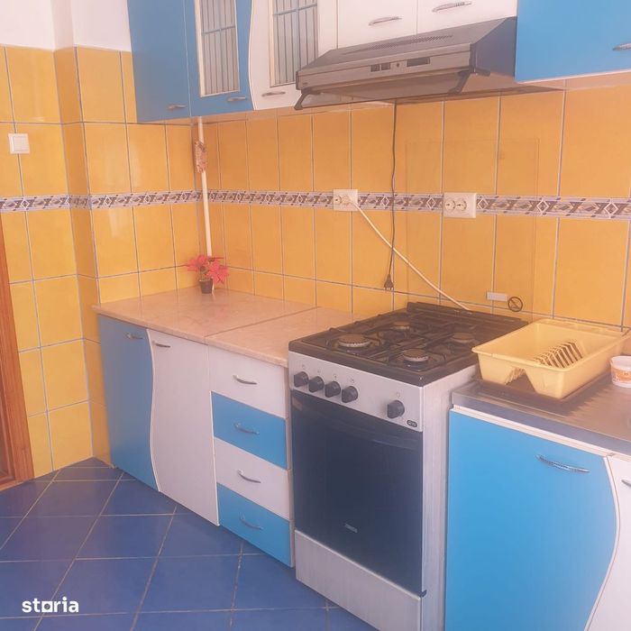 De vânzare apartament 2 camere Cartier Hipodrom etaj intermediar