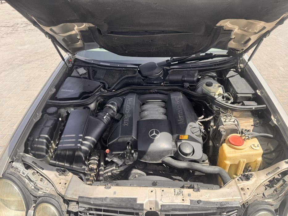 Продам Mercedes E320 w210 в отличном состоянии