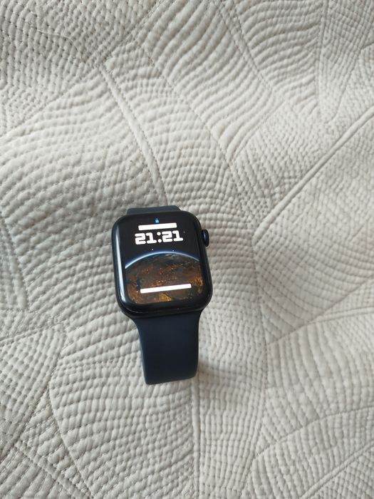 Продам на запчасти apple watch