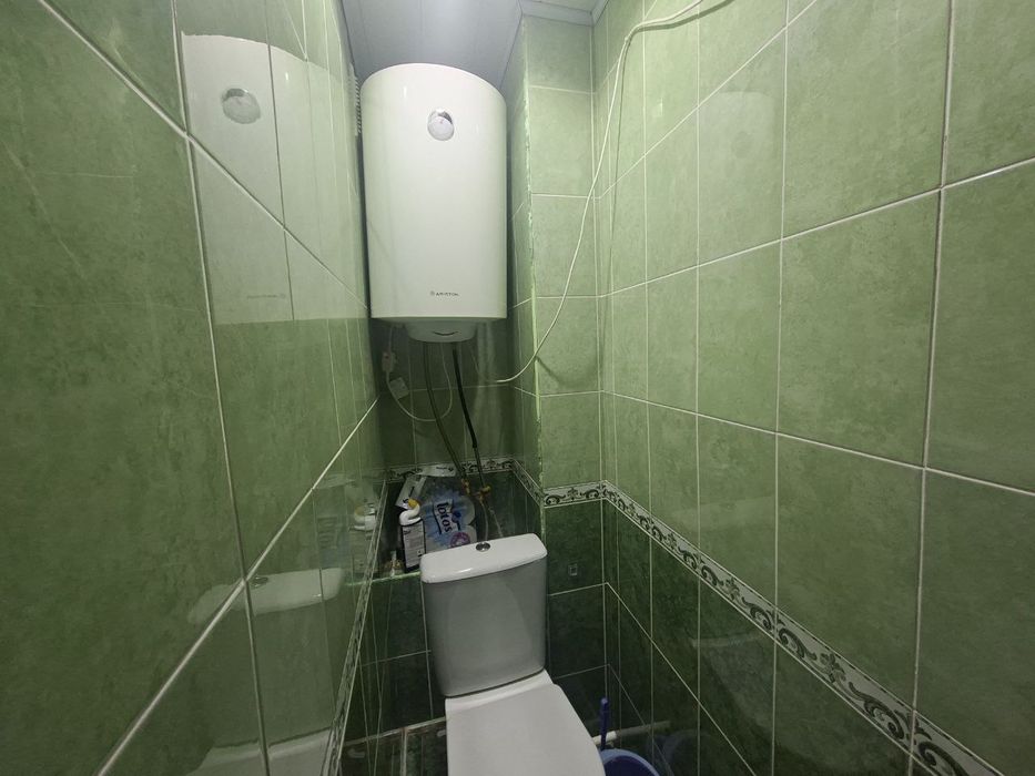 Продается 4х комнатная квартира. 2 этаж. Атлас. Фрунзе.