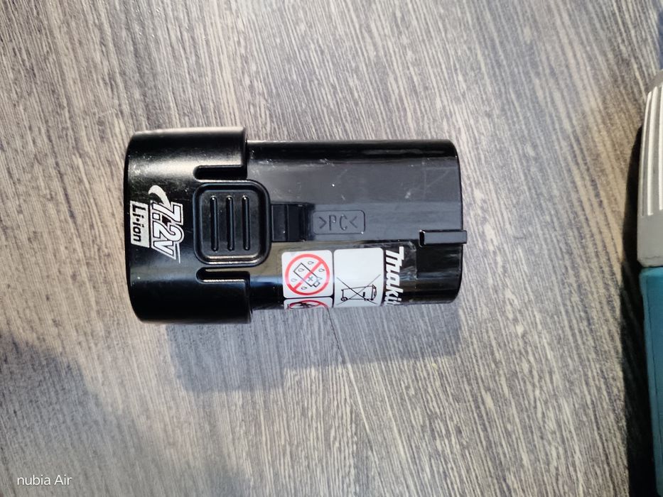 Акумулаторна отвертка Makita DF011D 7.2V