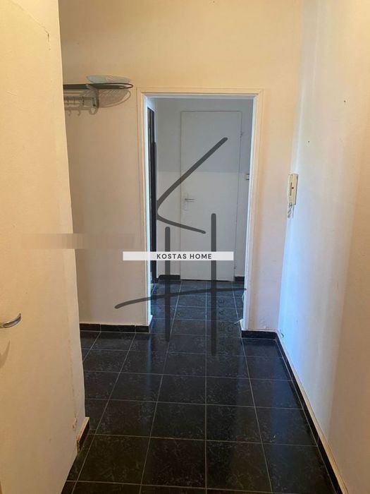 Продава се Двустаен апартамент в Варна, Възраждане 3 - 60 кв.м за 1834 €/кв.м - Снимка #4