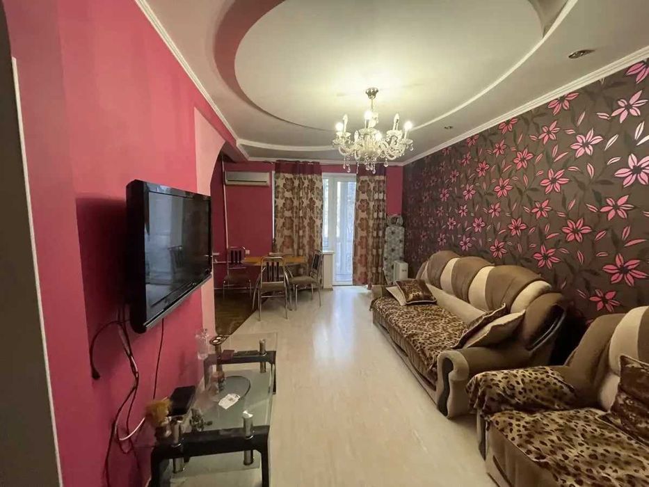 Двустаен имот в кв.Дървеница