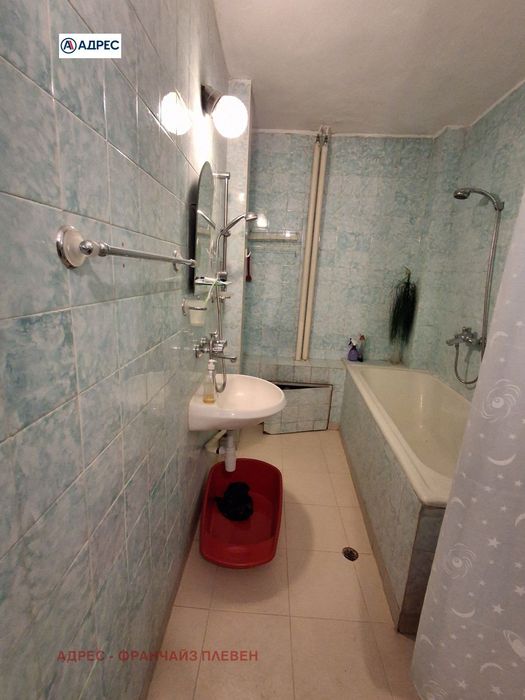 Продава се Многостаен апартамент в Плевен, Идеален център - 103 кв.м за 723 €/кв.м - Снимка #5