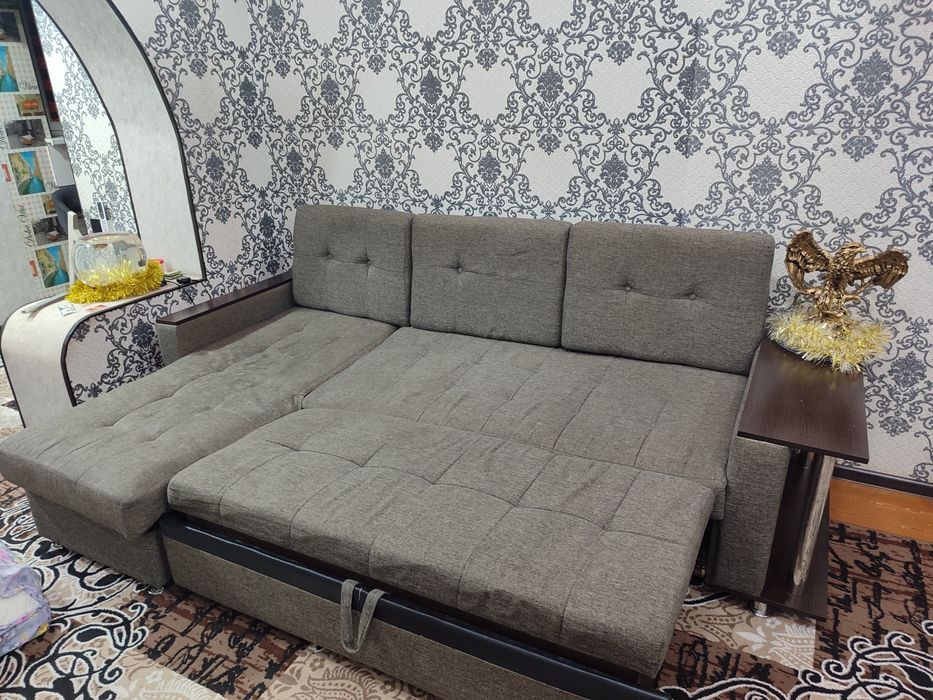 диван-кровать срочно