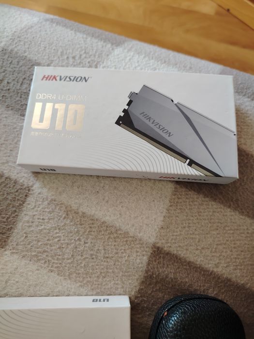 Память DDR4 8G планки