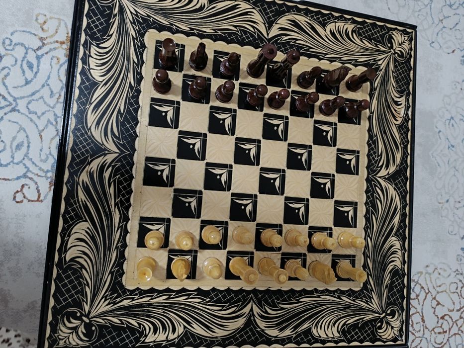 Игровой столик нарды шахматы