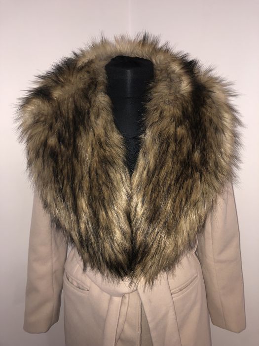 Palton lana cu blana naturala de vulpe