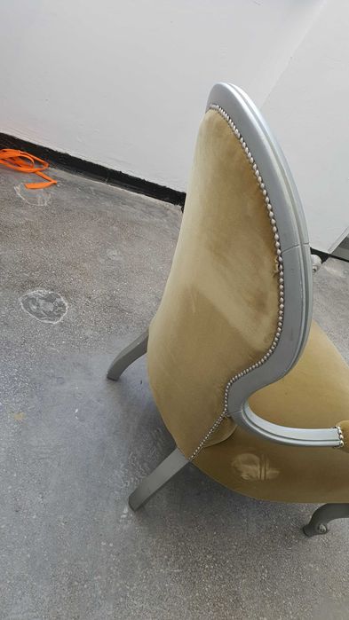 Scaun / Fotoliu in stil baroc - Necesita mici reparatii