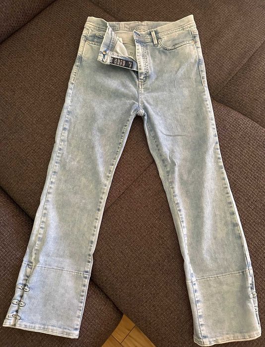 Продавам Дамски дънки