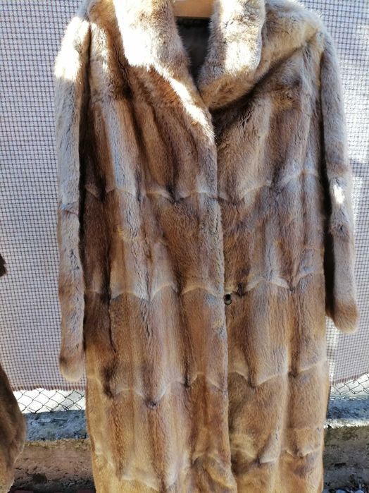 Разпродавам палта на косъм