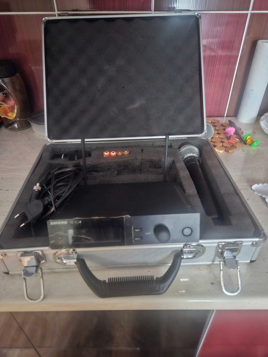 Vind microfon shure profesional slx4