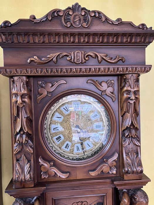 Продам Часы Напольные