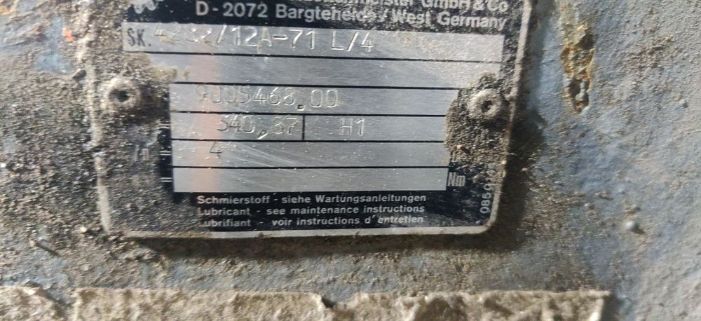 Motor electric trifazat cu reductor, 0.37kW, 4rpm