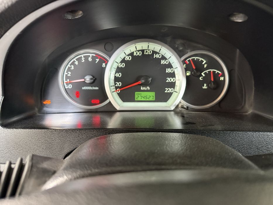 Srochna Lacetti 1.8 sotiladi