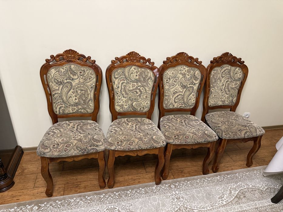 Продаются стулья