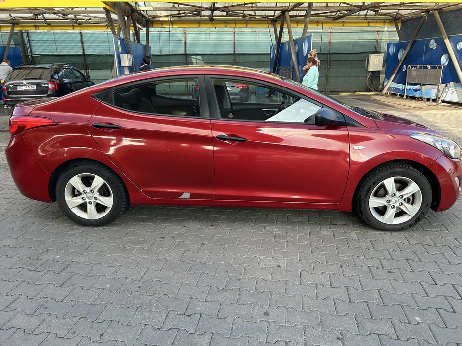 Hyundai Elantra