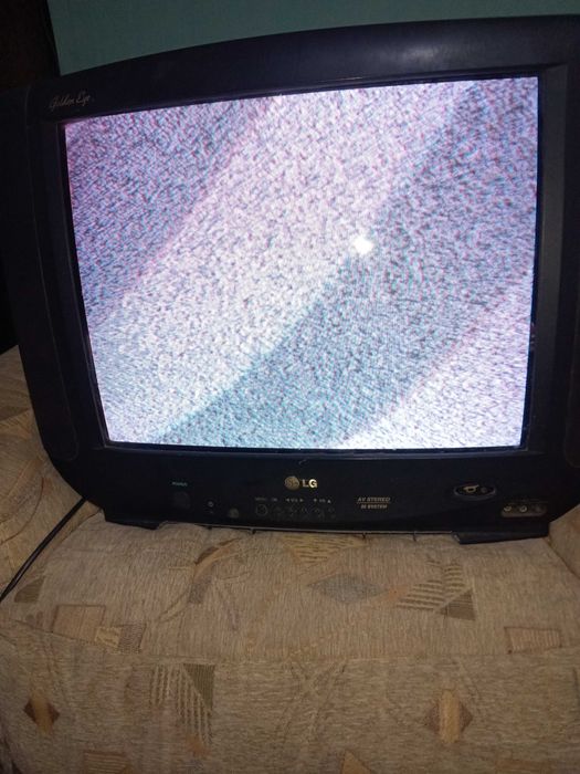 Телевизор LG CF-21"D30,