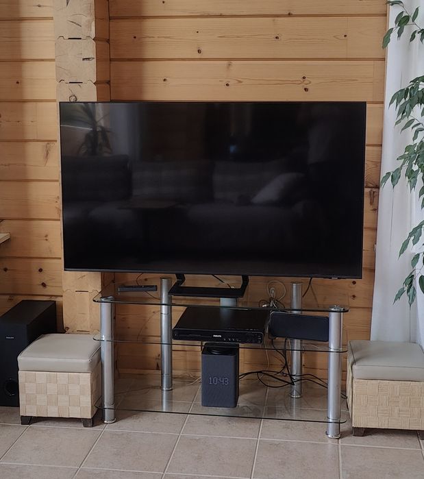 Тумба под телевизор стеклянная