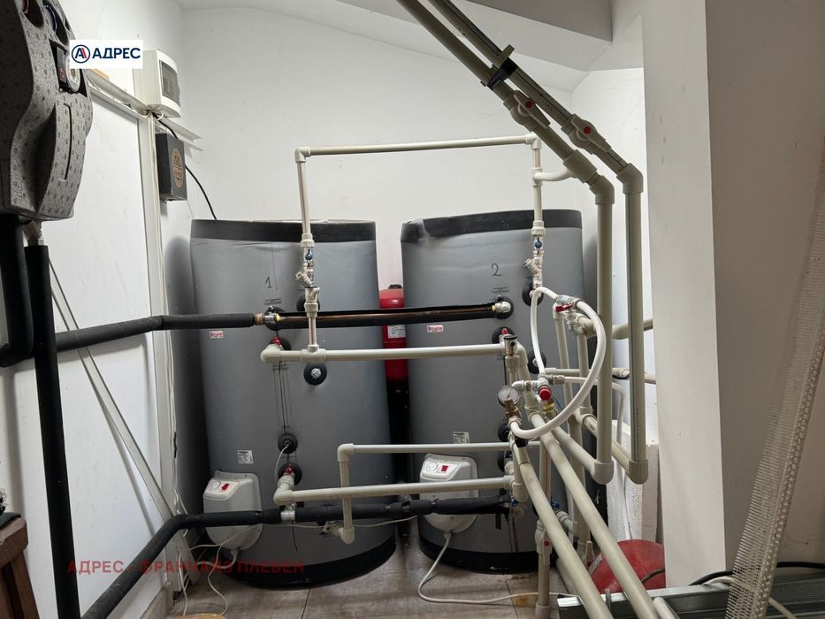 Продава се Къща в с. Сираково, Област Враца - 400 кв.м за 375 €/кв.м - Снимка #11