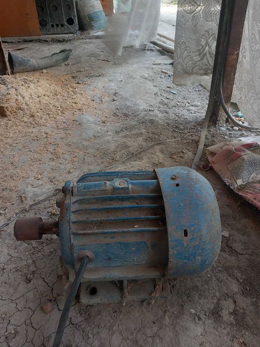 Дерево обробатываюший станки