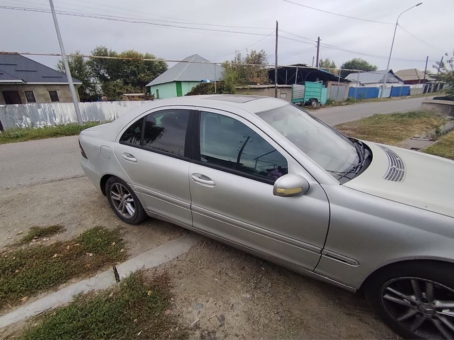 Mercedes-Benz C-Class 2002