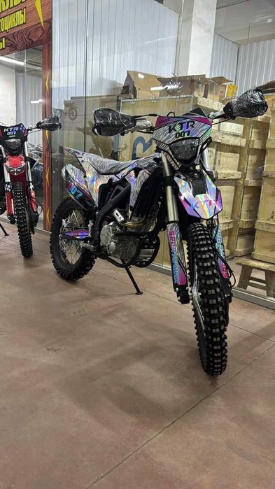 Мотоцикл скутеры