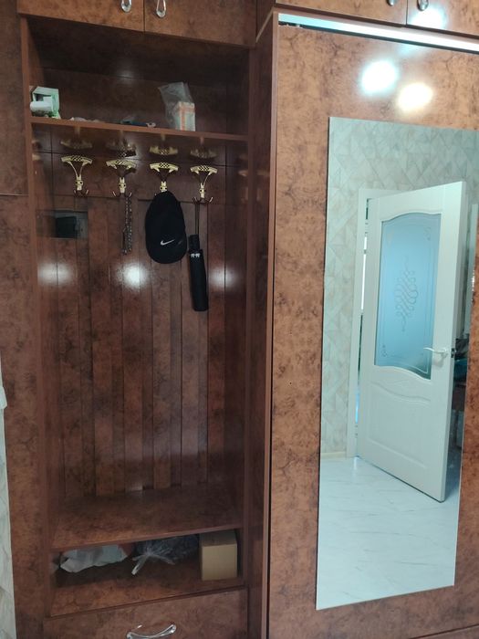 Шкаф для прихожей