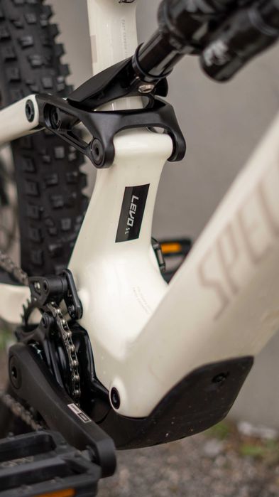 Specialized Turbo Levo SL Carbon EBike, Електрическо колело, Fox, Sram