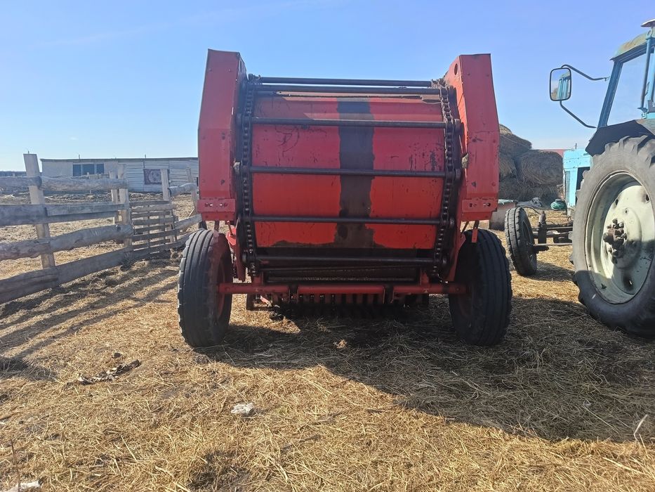 Продам прессподборщик ПРФ 110