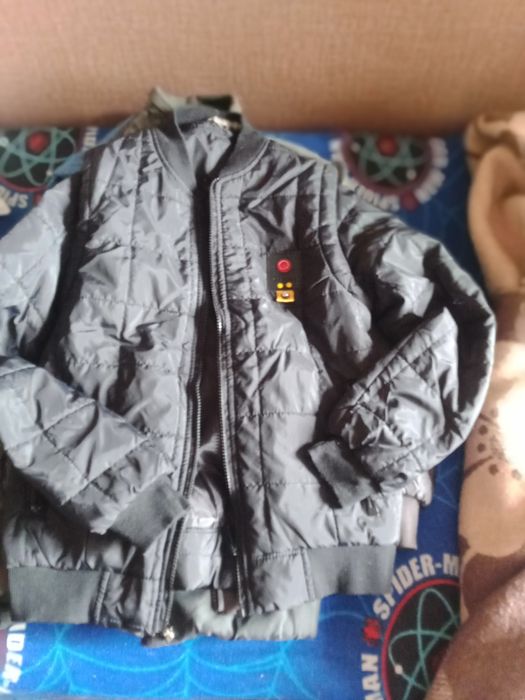 Куртки весна на мальчика 5-7 лет