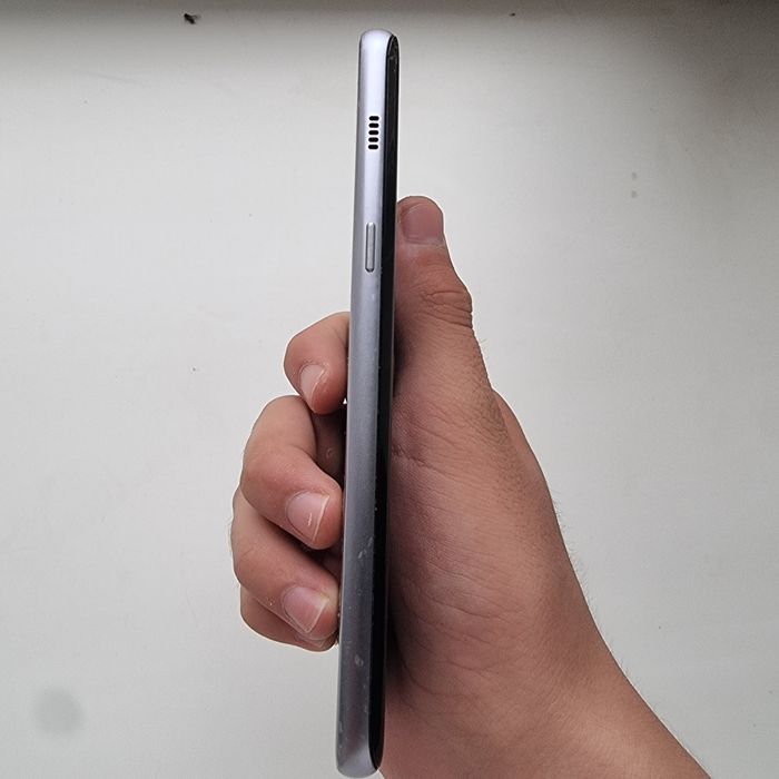 Samsung Galaxy A8 Продаю