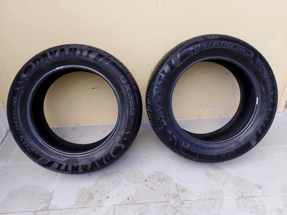 два броя гуми 205х60х16