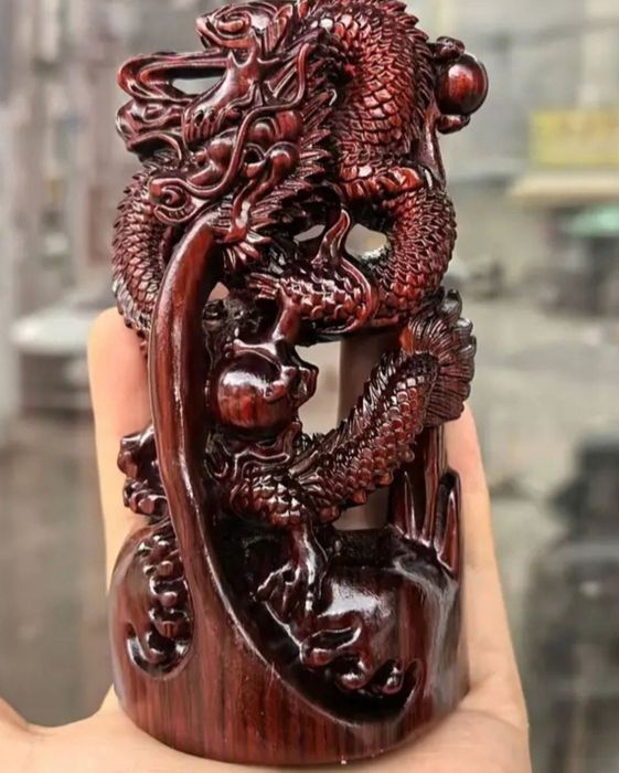 Statuieta dragon in lemn de trandafir