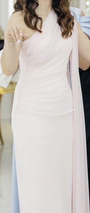 Платье бренда Bergamo