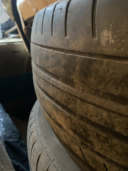 235/65/17 продам