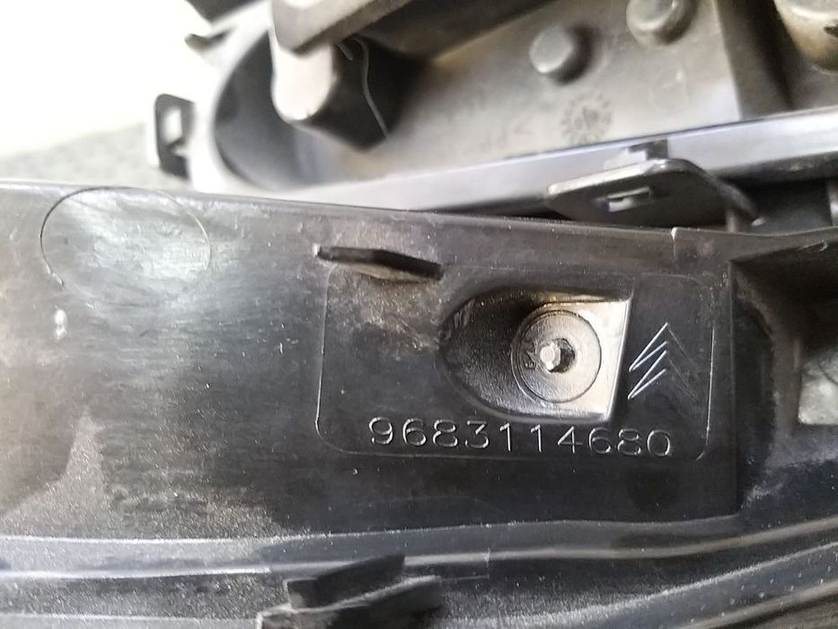 Stop tripla lampa dreapta citroen c3 2 9683114680