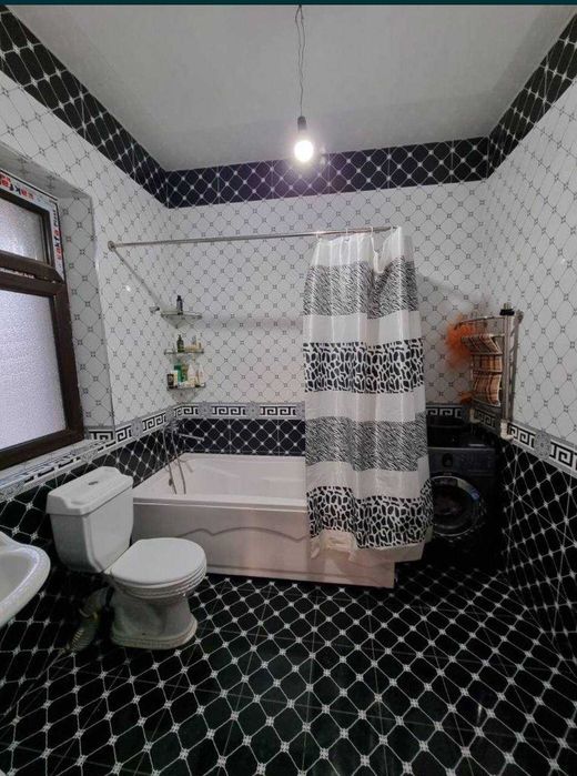 СРОЧНО ДЕШЕВО Продаю Дом 4 сотки, ул Иззат. Ориентир: Кадышева