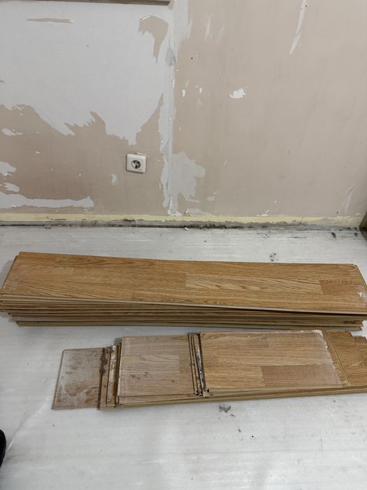 Продается ламинат бу срочно за все 5000