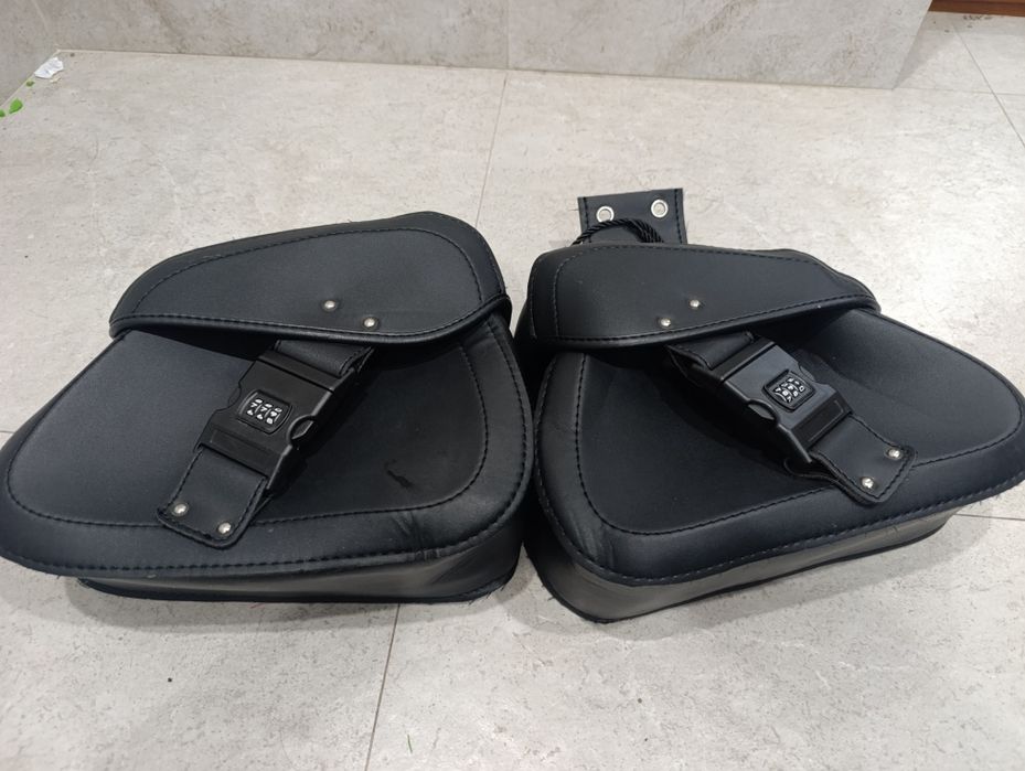 Кофры сотилади скутер ва мотога