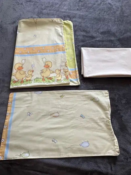 Lenjerie de pat pătuț bebe:paturica,pernă,husa de pilotă,față de pernă