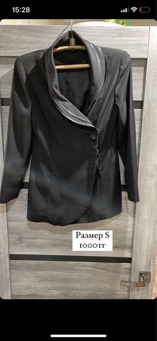 Продам женские вещи 42 рр