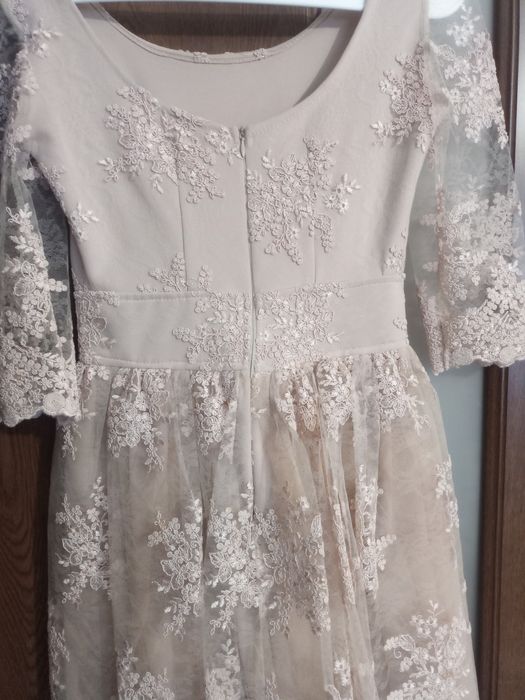 Rochie elegantă din dantelă